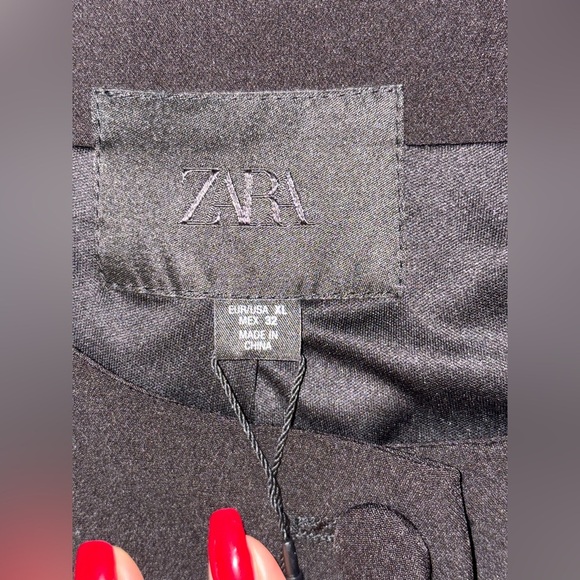 Zara Black Voluminous Hem Peplum Blazer – Size XL - Picture 12 of 14